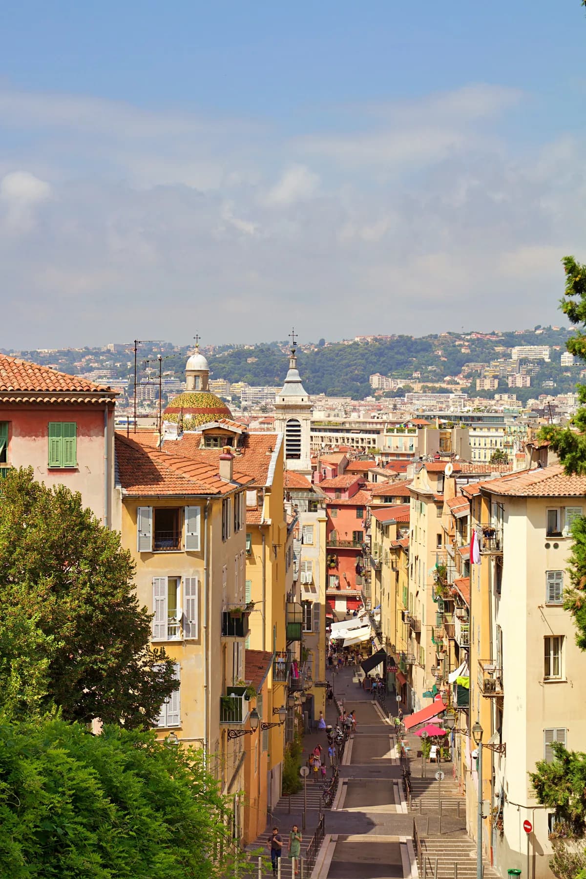 Fransa'da Nice: Günlük Yaşamı, Kültürü ve Kıyı Atmosferini Deneyimlemek